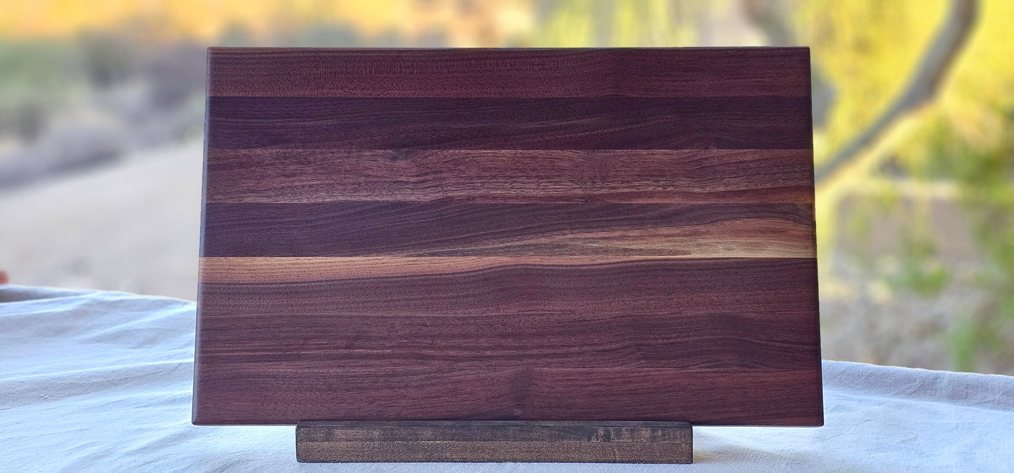 Walnut Edge Grain Cutting Board