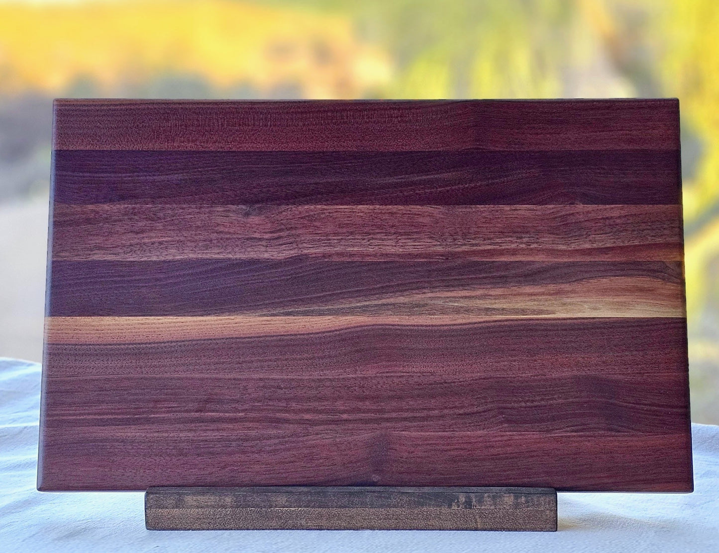 Walnut Edge Grain Cutting Board